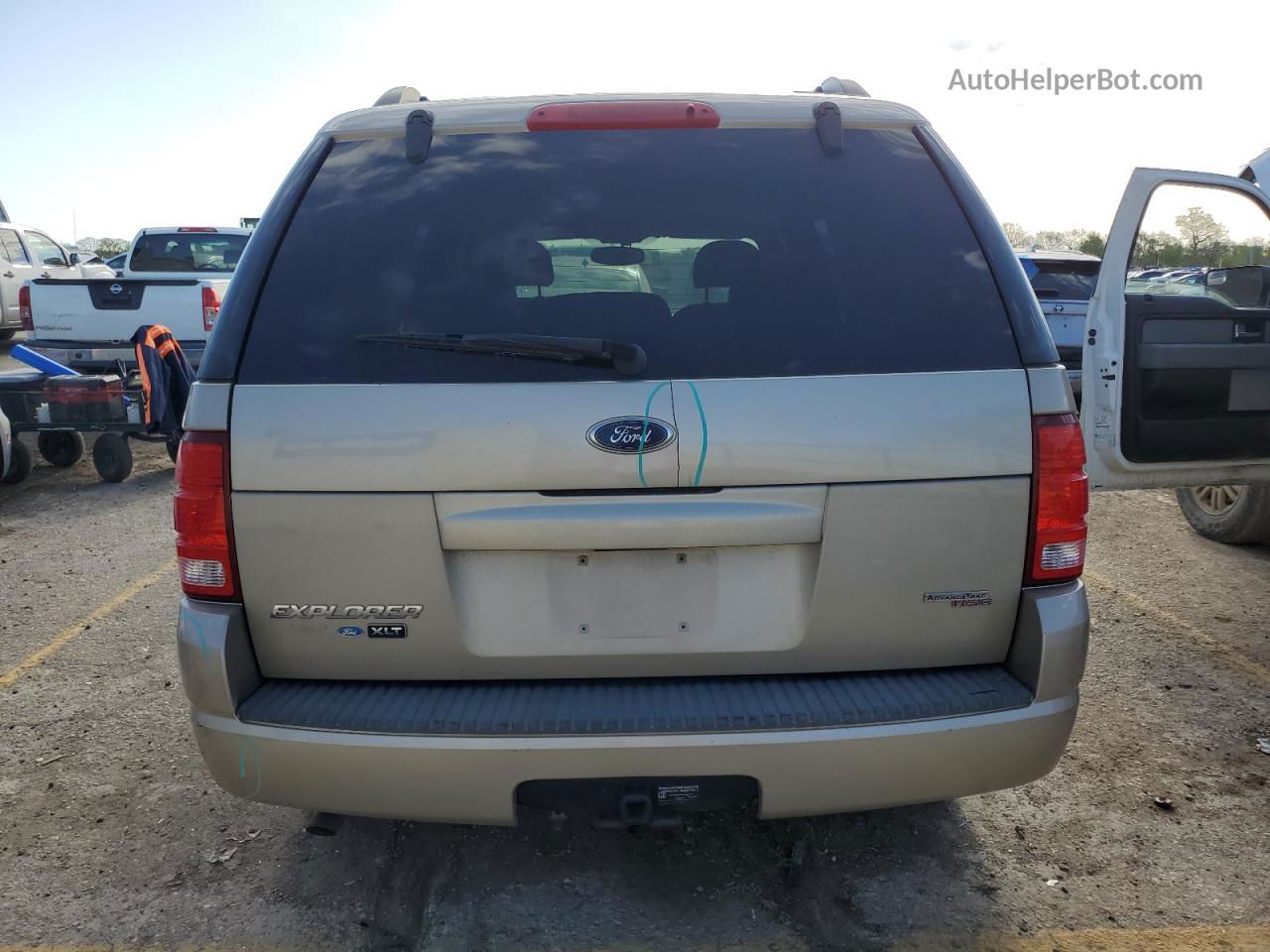 2005 Ford Explorer Xlt Tan vin: 1FMZU63K35UA45697