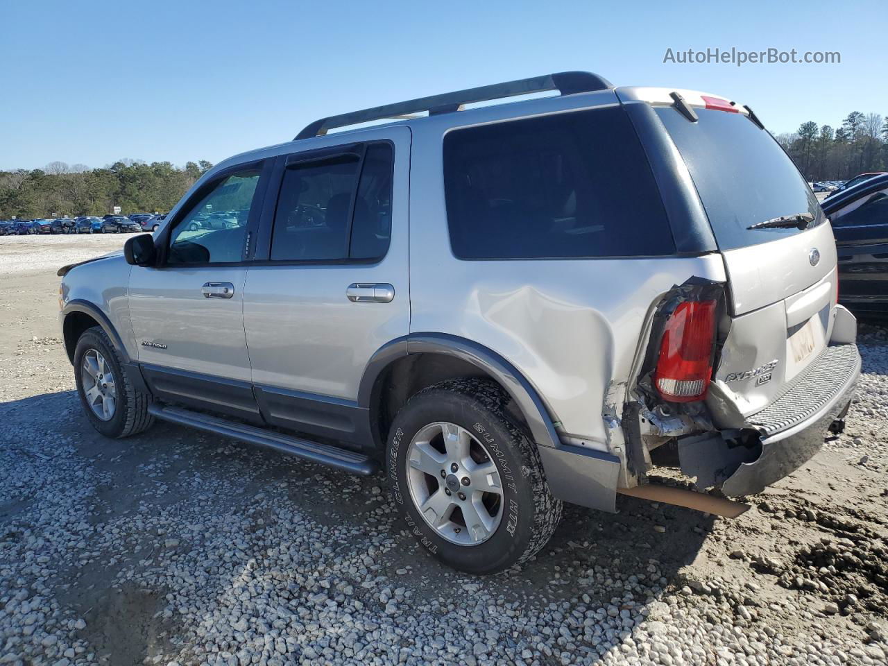 2005 Ford Explorer Xlt Silver vin: 1FMZU63K65UA50330