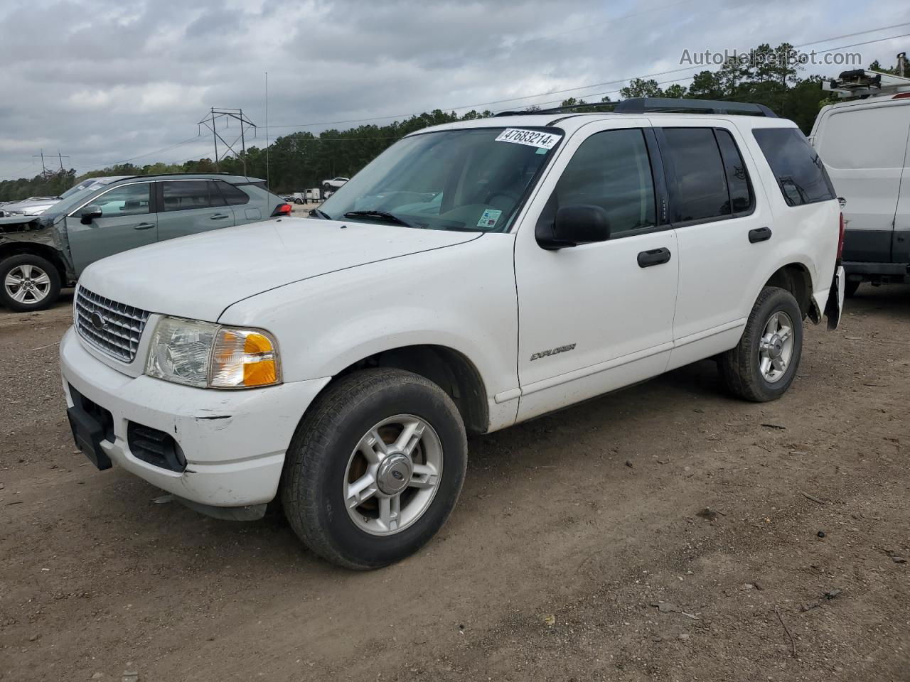 2005 Ford Explorer Xlt White vin: 1FMZU63W15ZA22571