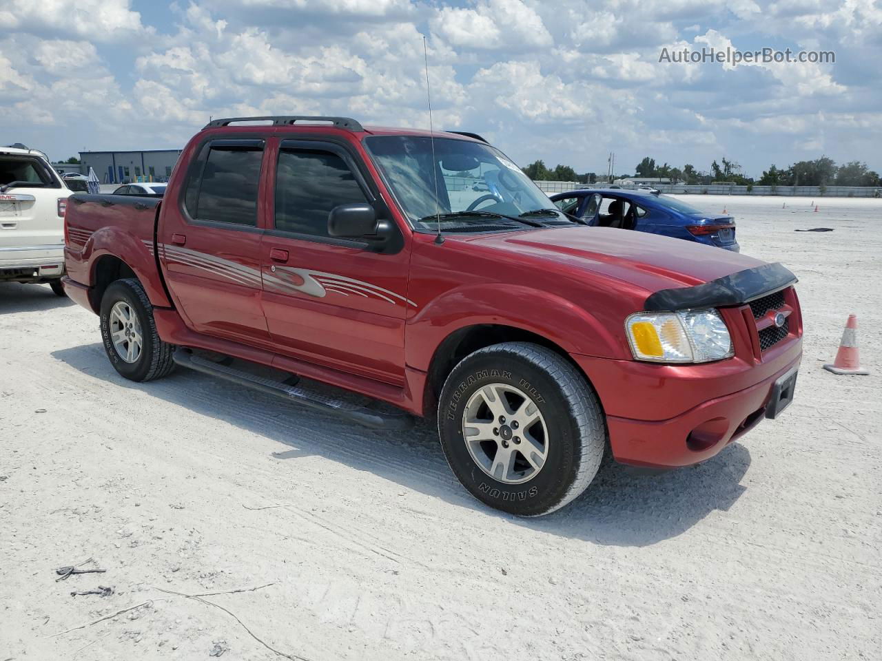 2005 Ford Explorer Sport Trac  Red vin: 1FMZU67K05UB02982