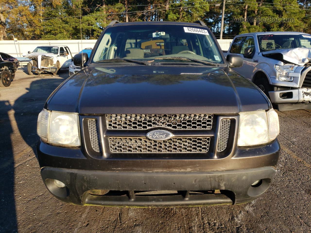 2005 Ford Explorer Sport Trac  Коричневый vin: 1FMZU67K15UB94992