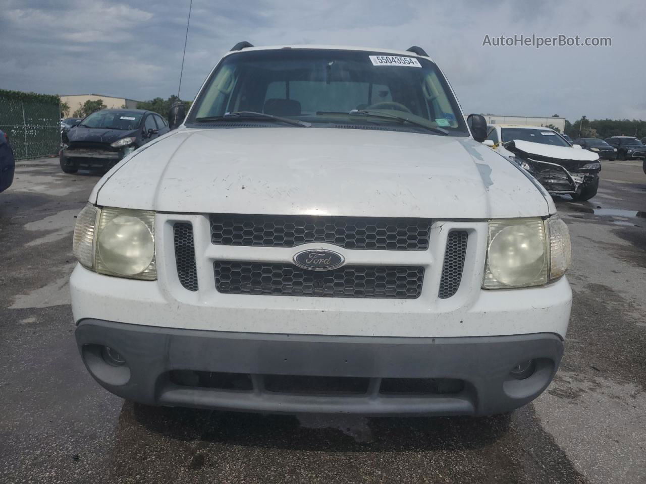 2005 Ford Explorer Sport Trac  White vin: 1FMZU67K35UA88169