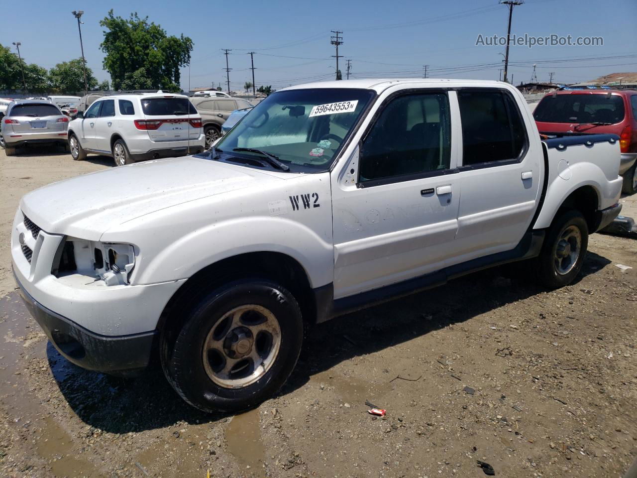 2005 Ford Explorer Sport Trac  White vin: 1FMZU67K35UB44062