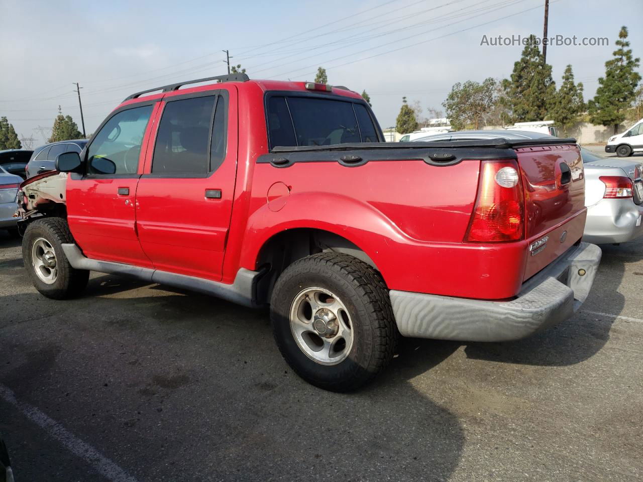 2005 Ford Explorer Sport Trac  Red vin: 1FMZU67K45UB81606