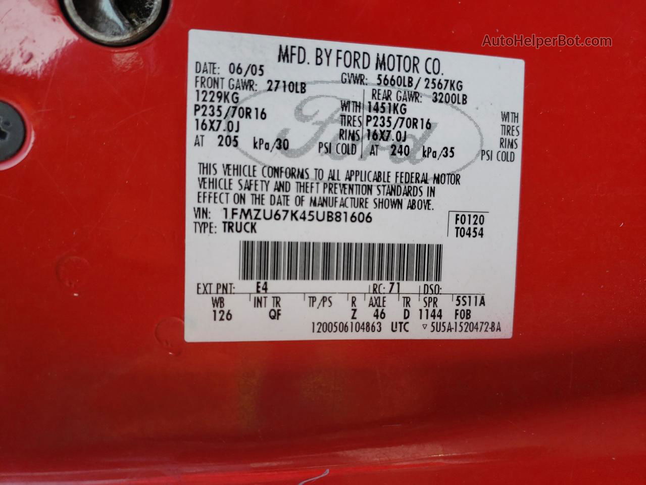 2005 Ford Explorer Sport Trac  Red vin: 1FMZU67K45UB81606