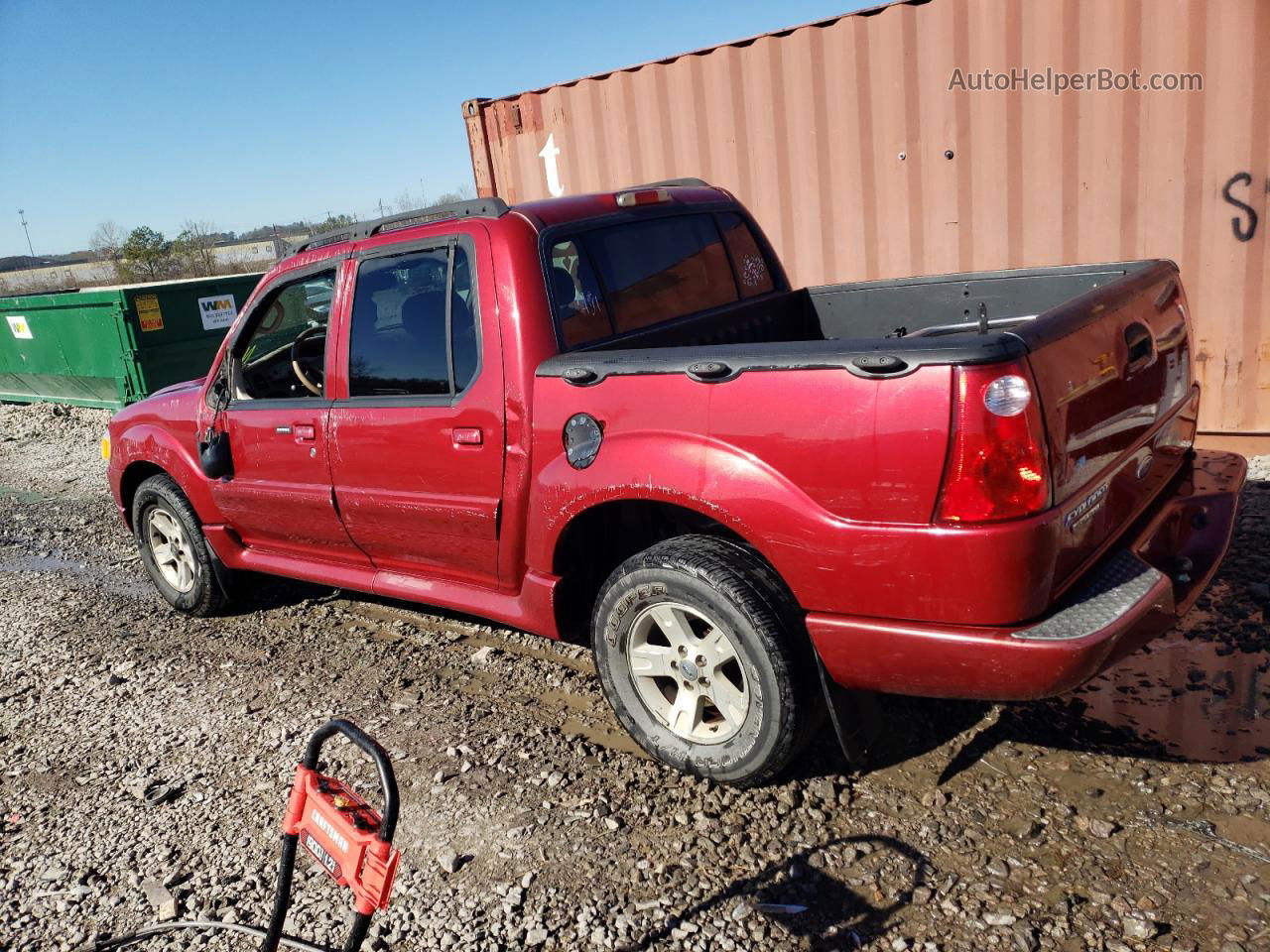 2005 Ford Explorer Sport Trac  Red vin: 1FMZU67K55UA30290