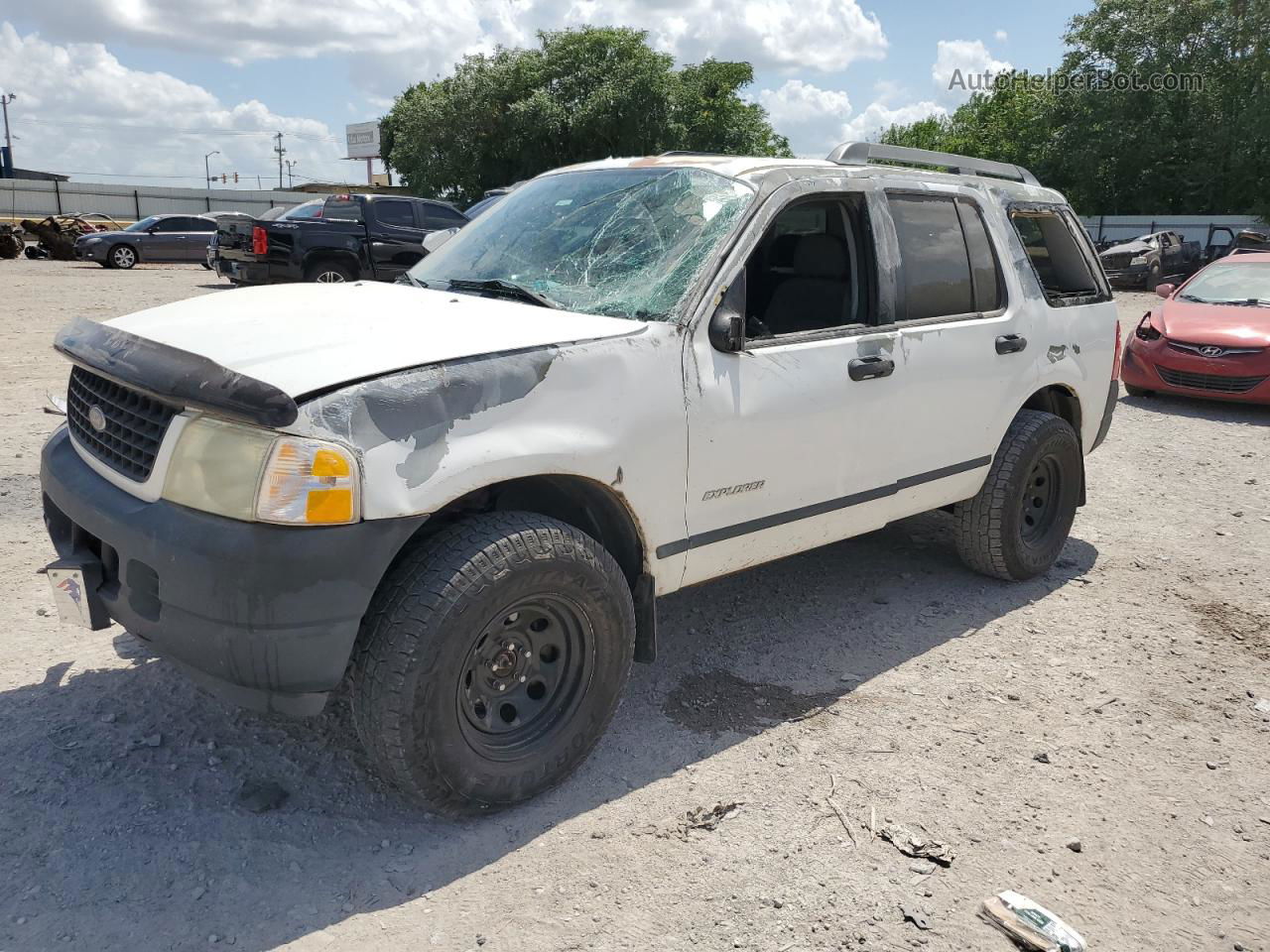 2005 Ford Explorer Xls White vin: 1FMZU72K45UB18244