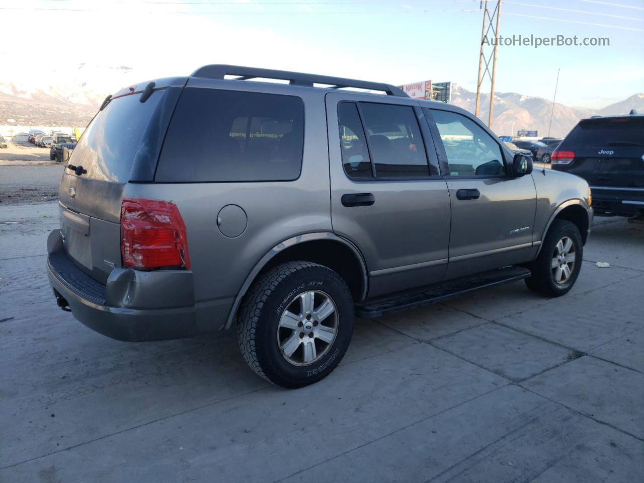 2005 Ford Explorer Xlt Золотой vin: 1FMZU73E95ZA62104