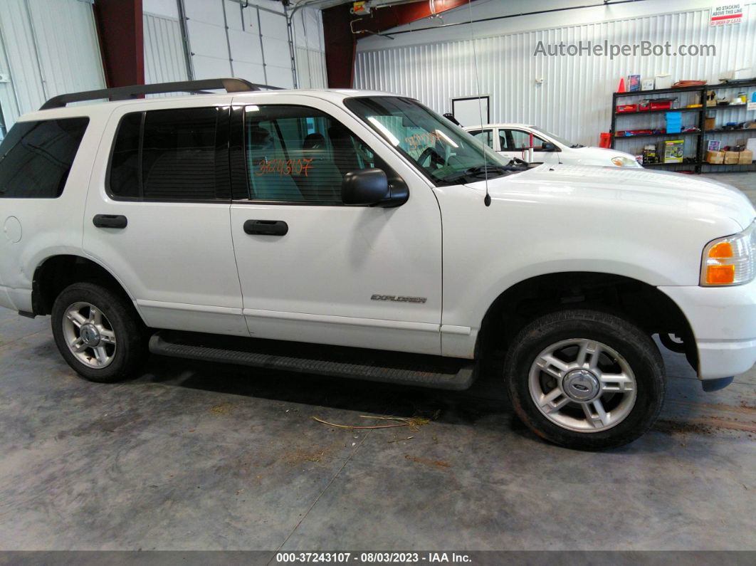 2005 Ford Explorer Xlt White vin: 1FMZU73K35ZA17276