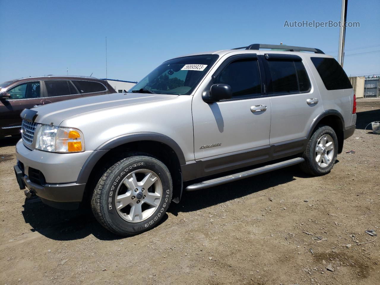 2005 Ford Explorer Xlt Silver vin: 1FMZU73K55UB34435