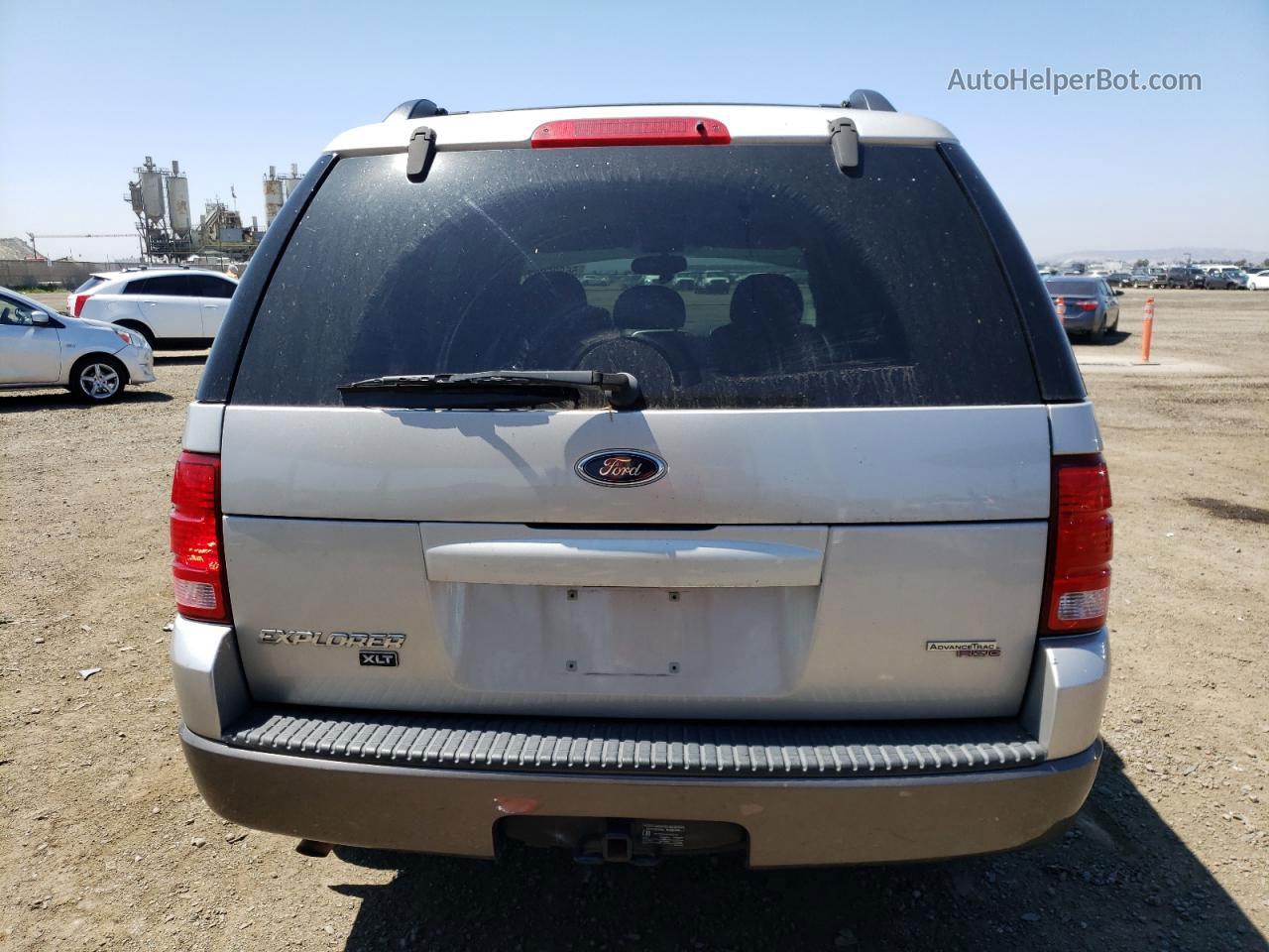 2005 Ford Explorer Xlt Silver vin: 1FMZU73K55UB34435