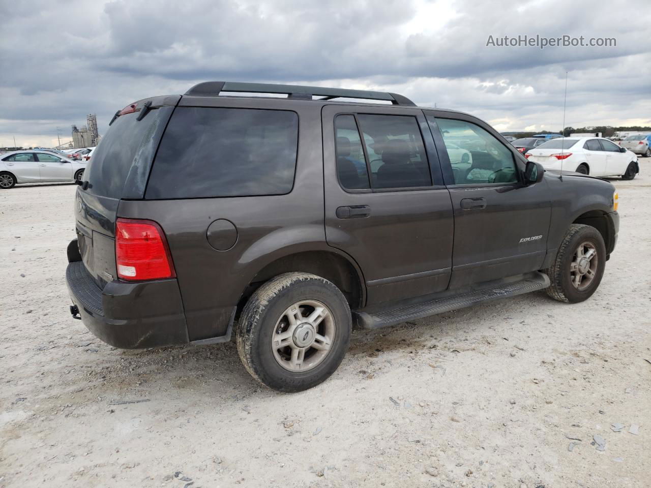 2005 Ford Explorer Xlt Brown vin: 1FMZU73K65UA44405