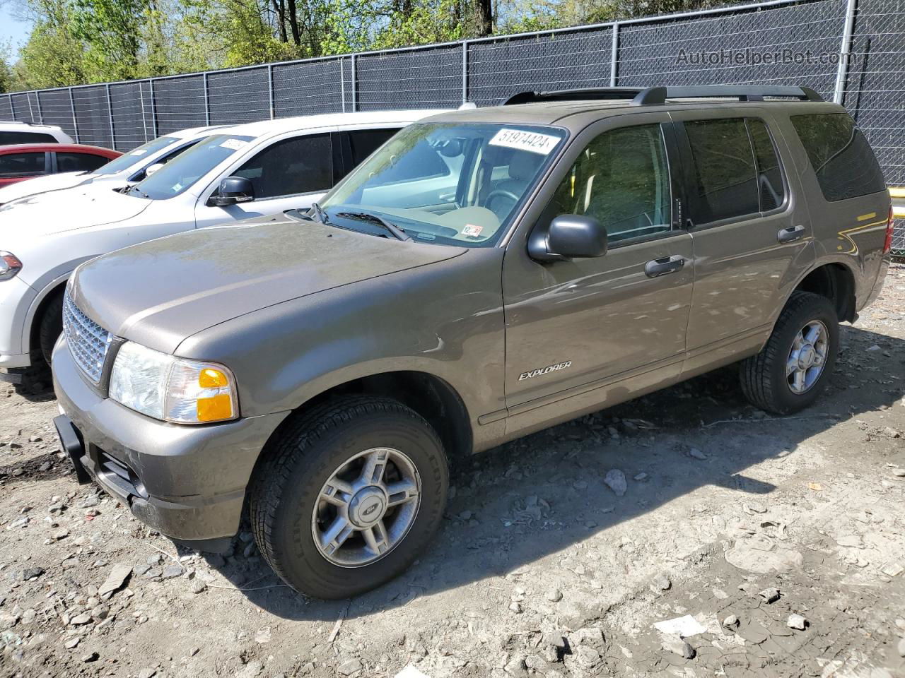 2005 Ford Explorer Xlt Beige vin: 1FMZU73K75UA95881