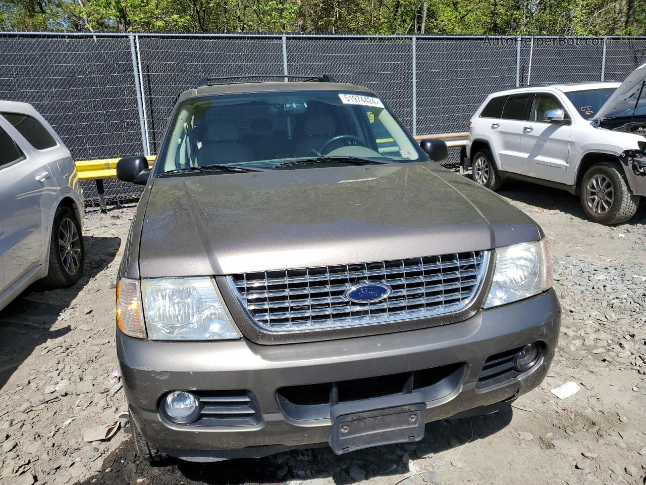 2005 Ford Explorer Xlt Beige vin: 1FMZU73K75UA95881