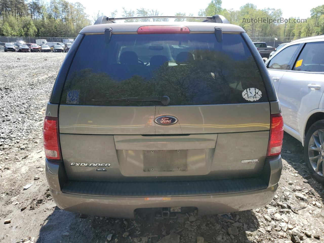 2005 Ford Explorer Xlt Beige vin: 1FMZU73K75UA95881