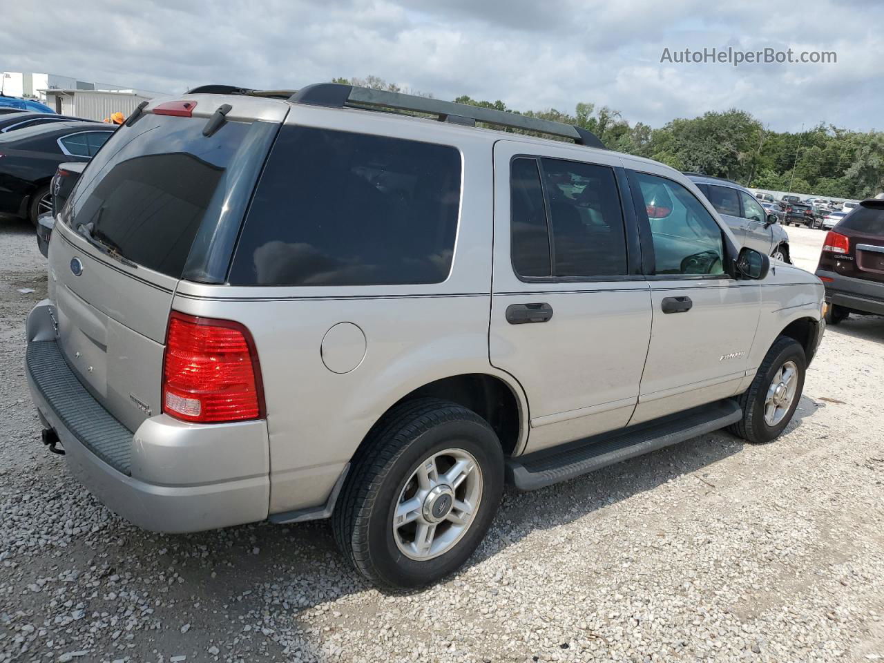 2005 Ford Explorer Xlt Silver vin: 1FMZU73K85UA50934