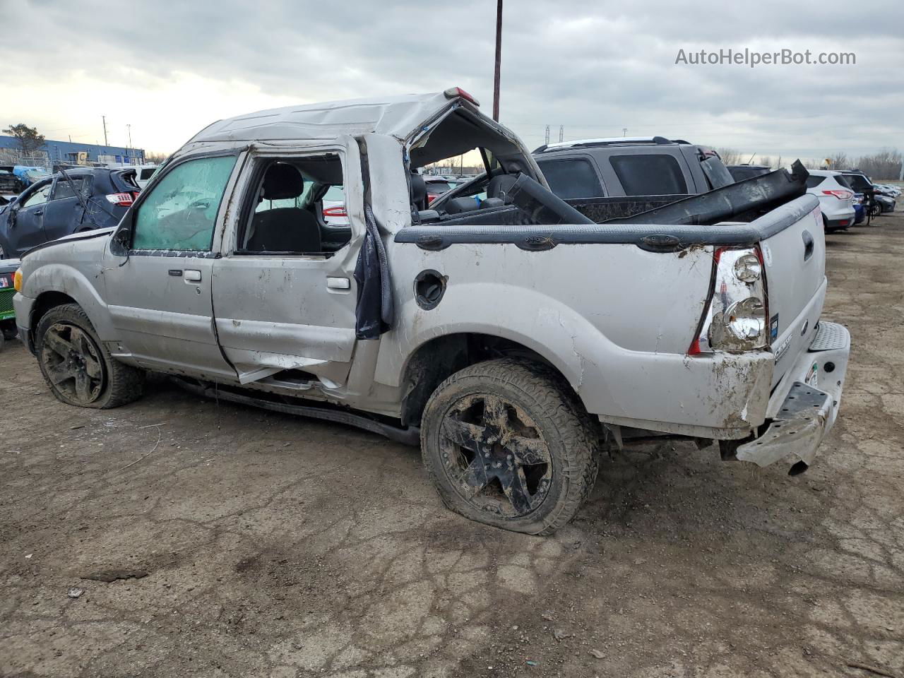 2005 Ford Explorer Sport Trac  White vin: 1FMZU77K25UA23190