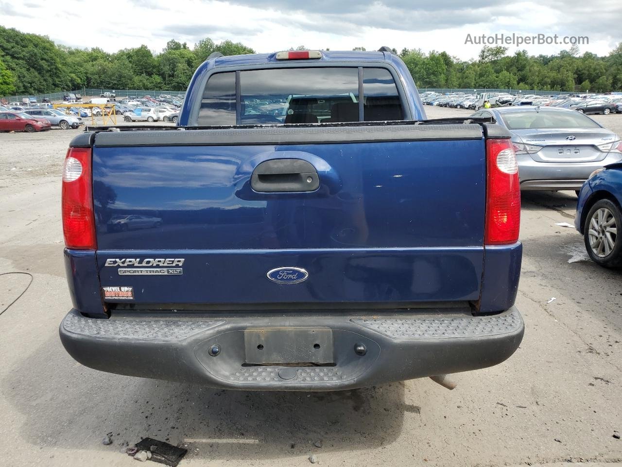 2005 Ford Explorer Sport Trac  Blue vin: 1FMZU77K85UB60103