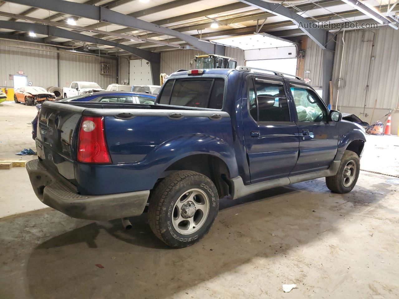 2005 Ford Explorer Sport Trac  Blue vin: 1FMZU77K95UA47938