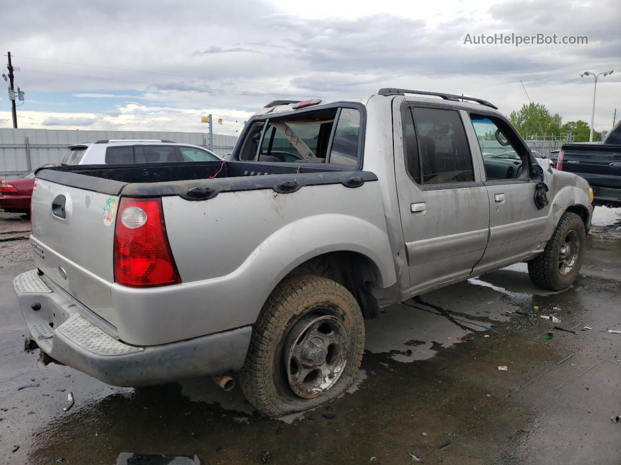 2005 Ford Explorer Sport Trac  Silver vin: 1FMZU77KX5UB07323