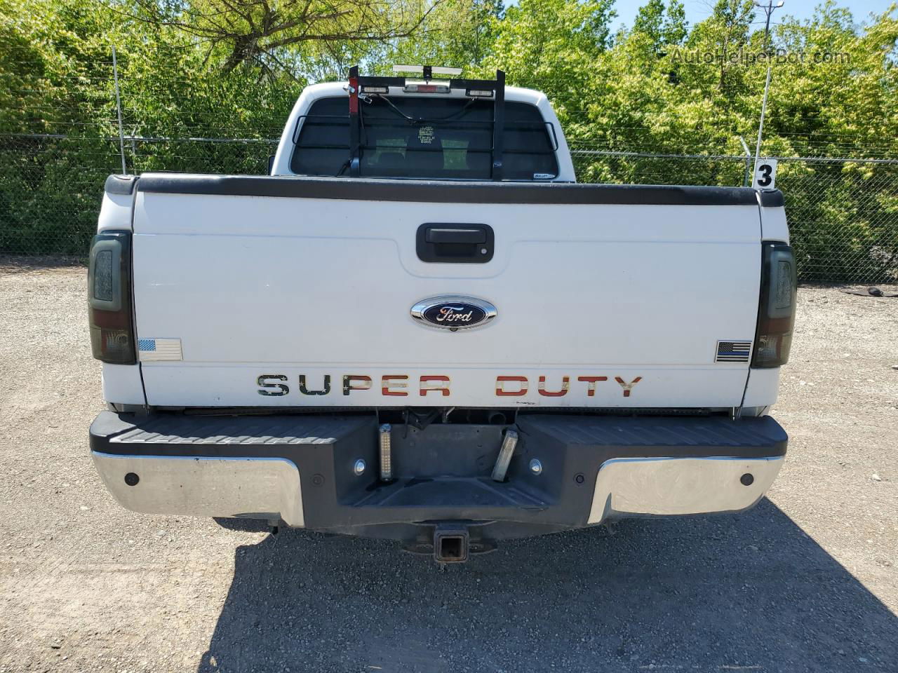 2016 Ford F250 Super Duty White vin: 1FT7W2AT4GEA38328