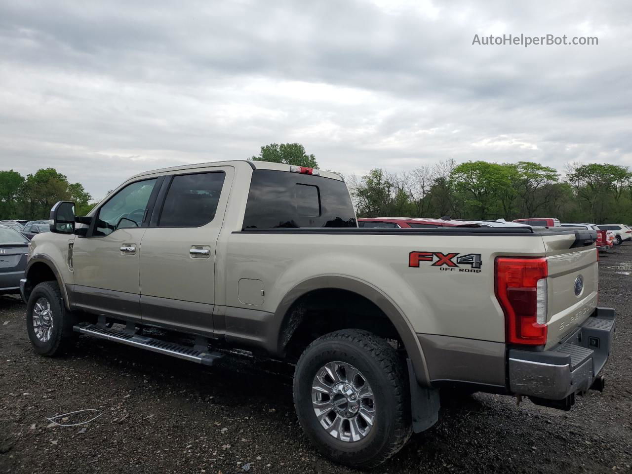 2018 Ford F250 Beige vin: 1A045889