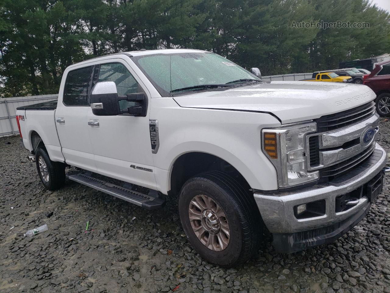 2018 Ford F250 Super Duty White vin: 1FT7W2BT0JEB16562