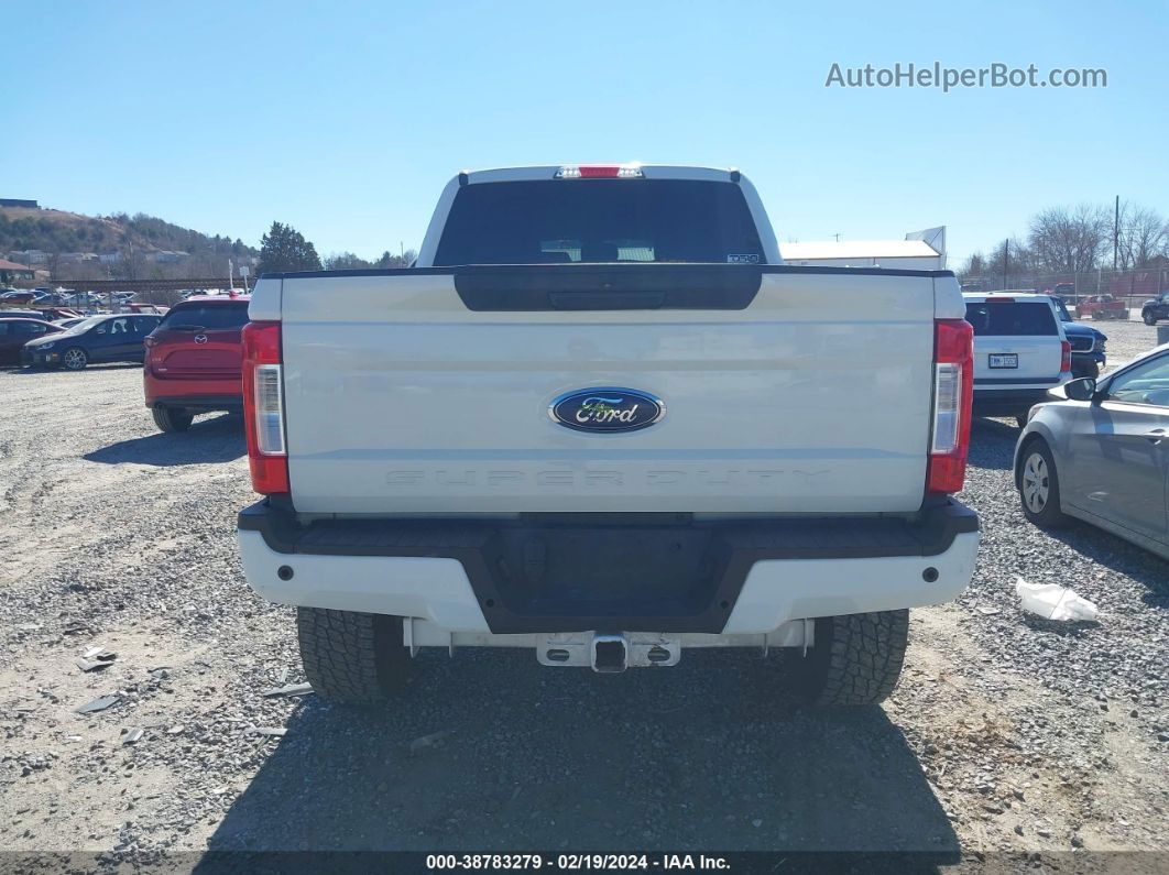 2018 Ford F-250 Xlt White vin: 1FT7W2BT2JEB38028