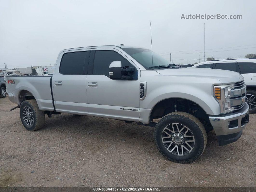 2018 Ford F-250 Lariat Серебряный vin: 1FT7W2BT2JEB89206