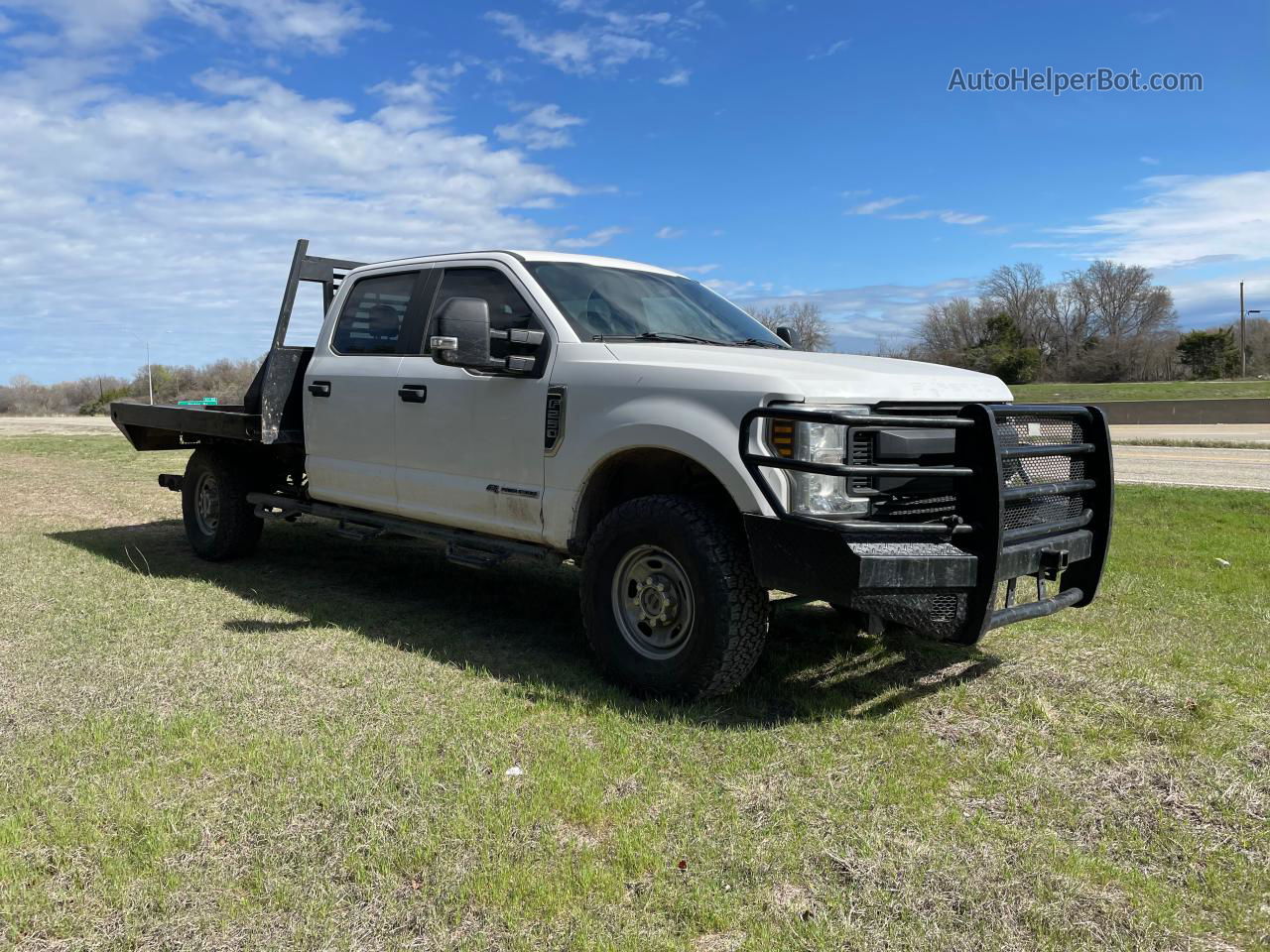 2018 Ford F250 Super Duty White vin: 1FT7W2BT8JEB42276