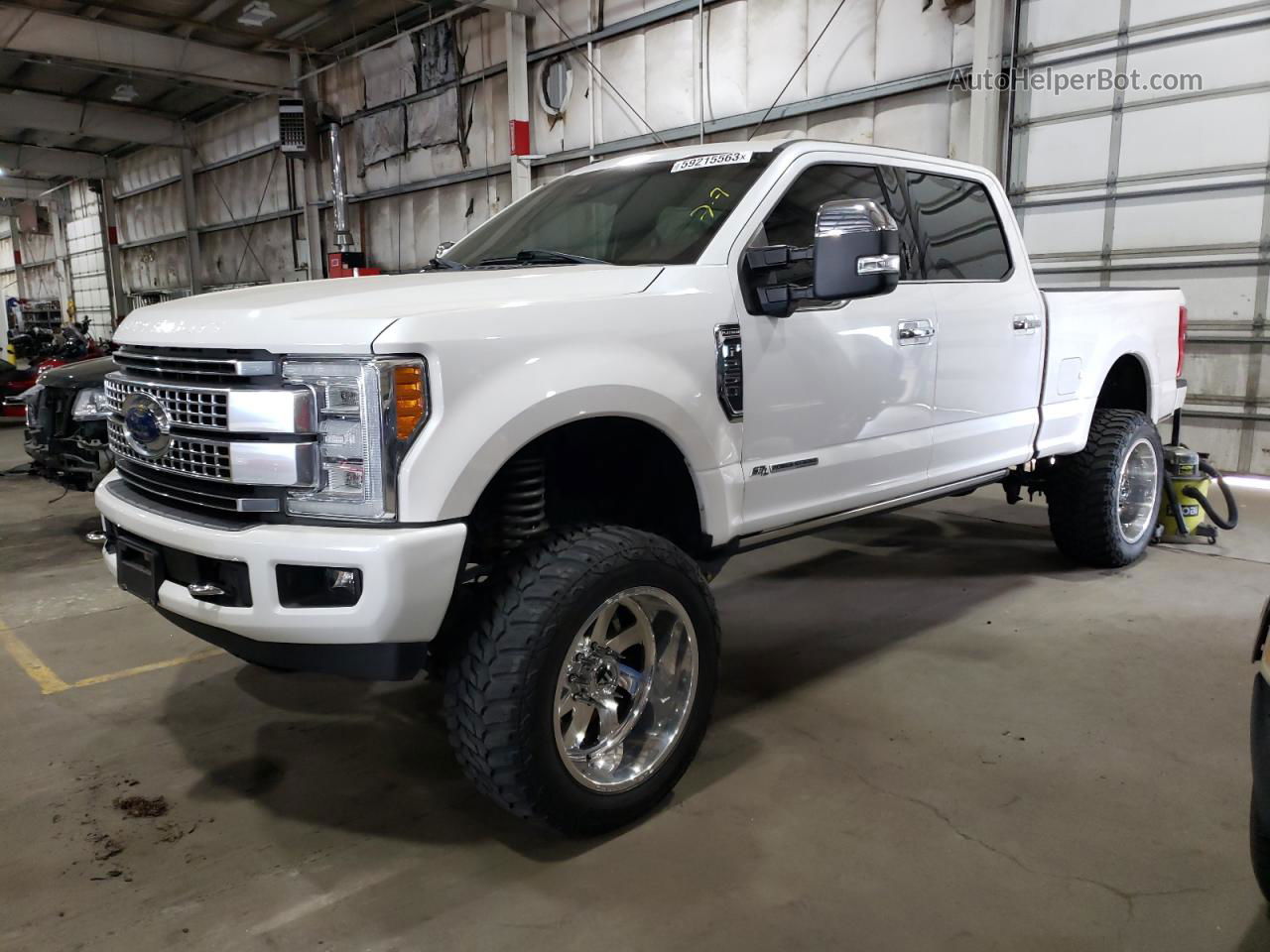 2018 Ford F250 Super Duty White vin: 1FT7W2BTXJEB86327