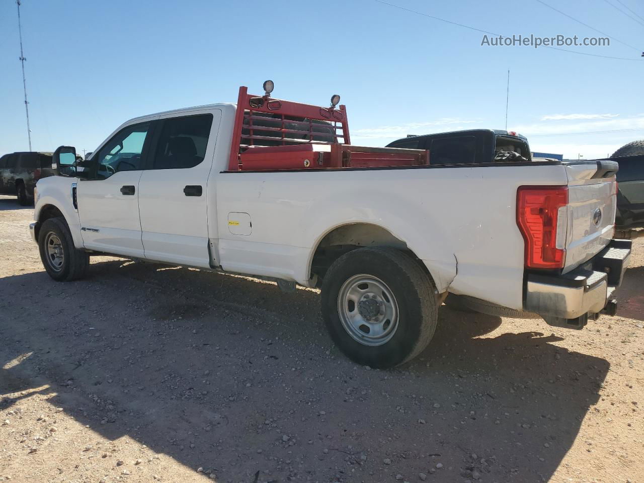 2017 Ford F350 Super Duty White vin: 1FT7W3ATXHED72452