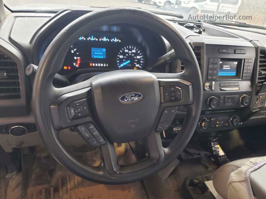 2018 Ford F-250 Xl Серебряный vin: 1FT7X2B60JEC63245