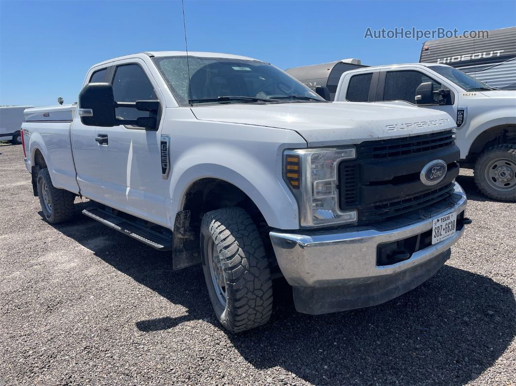 2018 Ford F-250 Xl White vin: 1FT7X2B61JEC66610