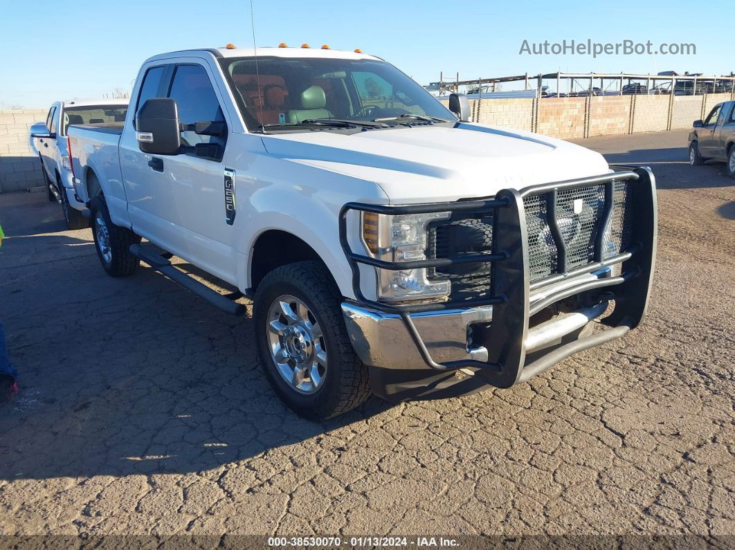 2018 Ford F-250 Xl White vin: 1FT7X2B66JEB49881