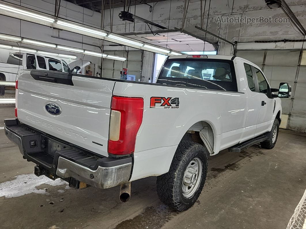 2018 Ford F-250 Xl vin: 1FT7X2B69JEB98606