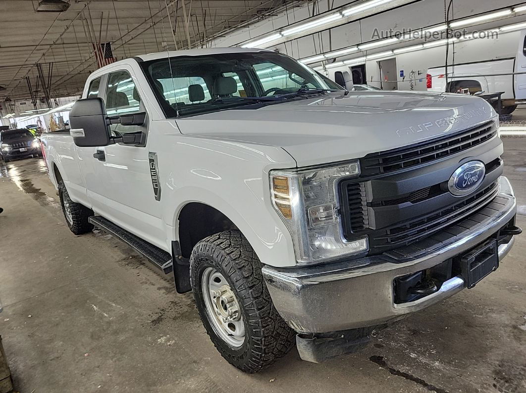 2018 Ford F-250 Xl vin: 1FT7X2B69JEB98606