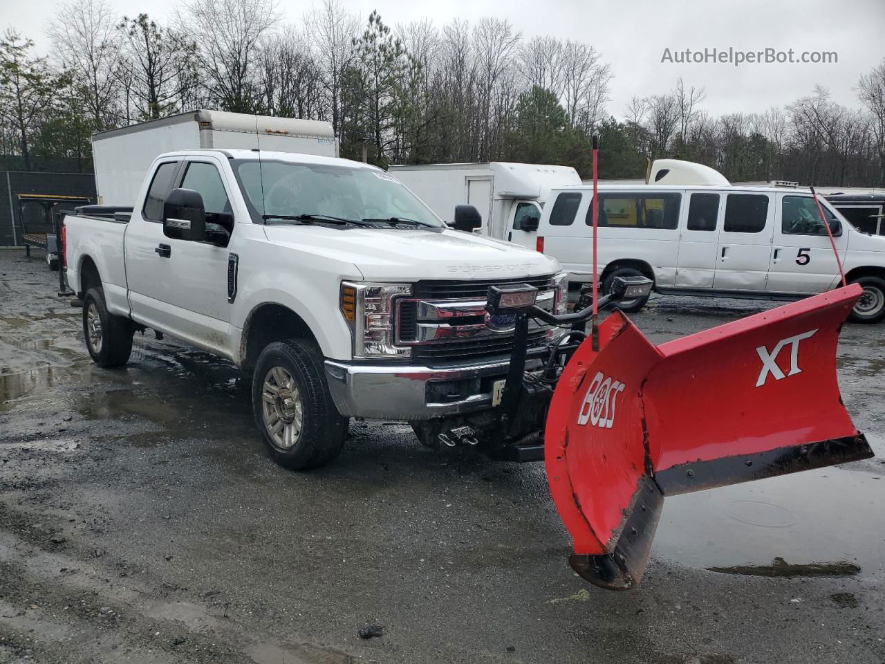 2018 Ford F250 Super Duty White vin: 1FT7X2B6XJED06151