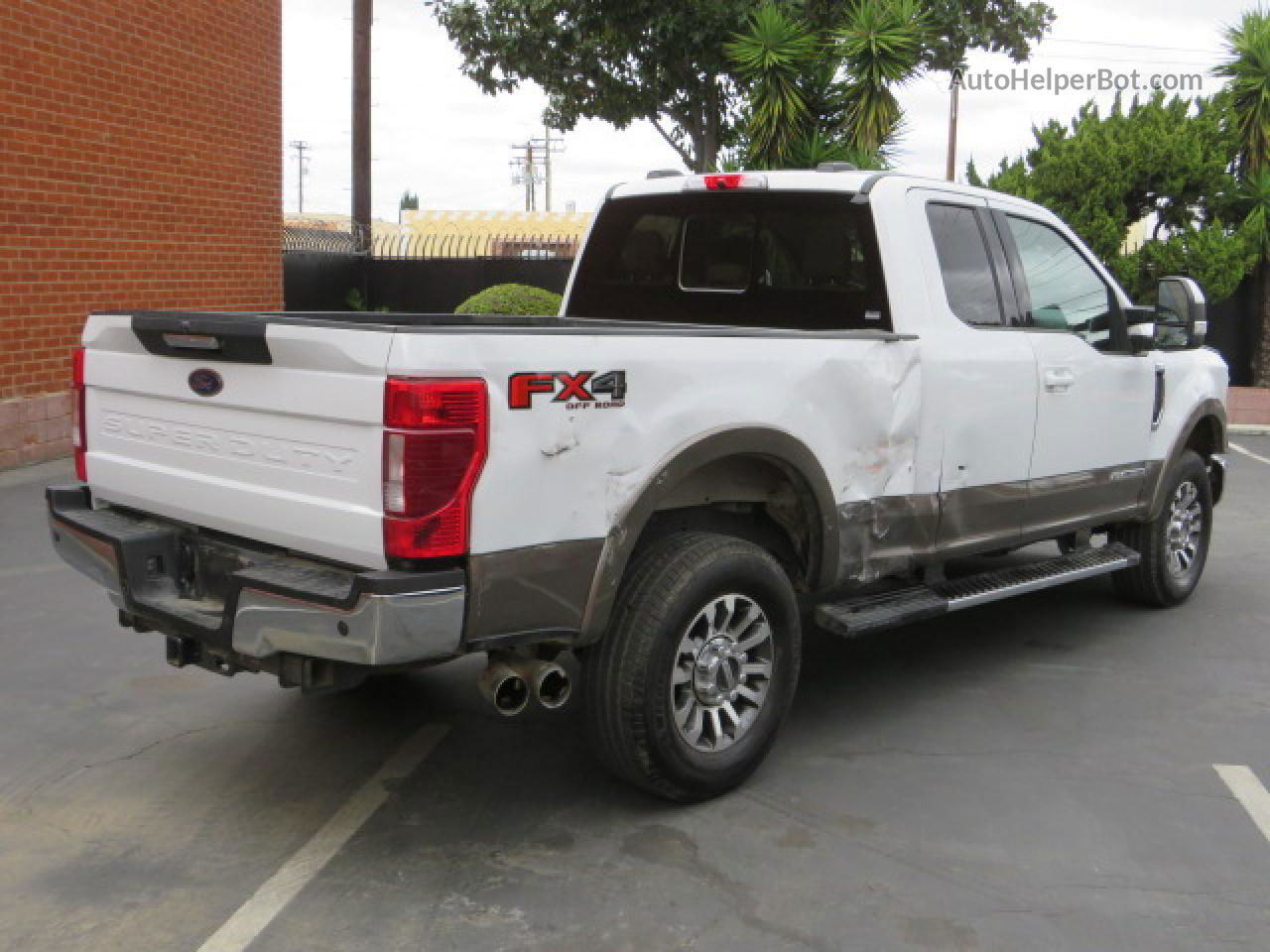 2020 Ford F250 Super Duty White vin: 1FT7X2BT6LEC42523