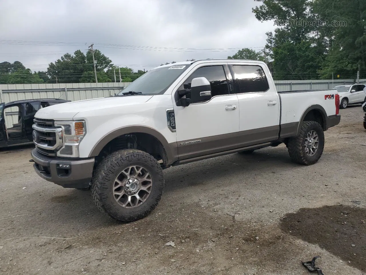 2020 Ford F250 Super Duty White vin: 1FT8W2BTXLEE05892