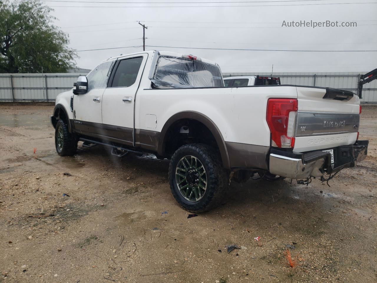 2017 Ford F350 Super Duty White vin: 1FT8W3BT2HEE71771