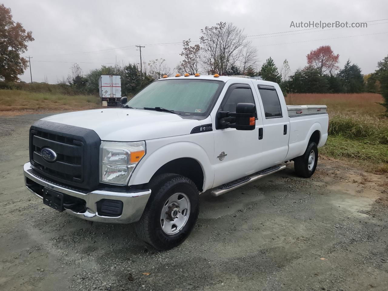 2014 Ford F350 Super Duty White vin: 1FT8W3BT4EEB10828