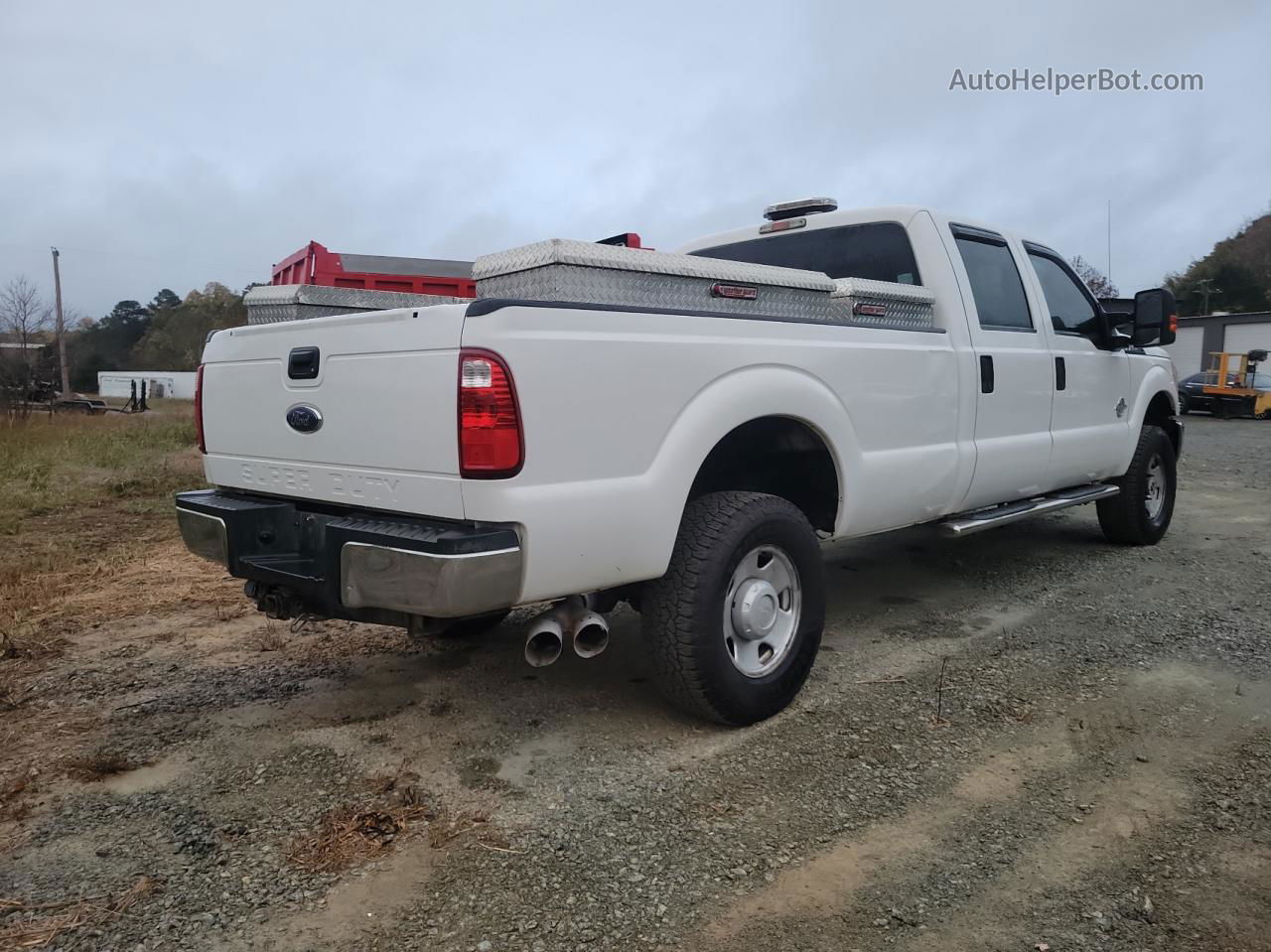 2014 Ford F350 Super Duty White vin: 1FT8W3BT4EEB10828