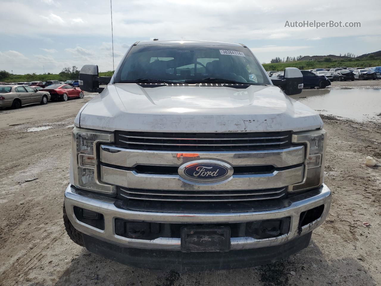 2017 Ford F350 Super Duty White vin: 1FT8W3BT4HEF31713