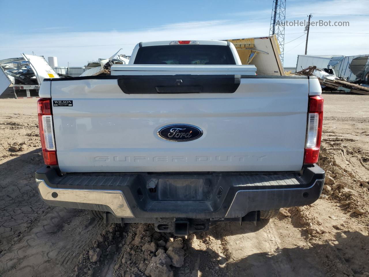 2017 Ford F350 Super Duty White vin: 1FT8W3BT5HEB66362