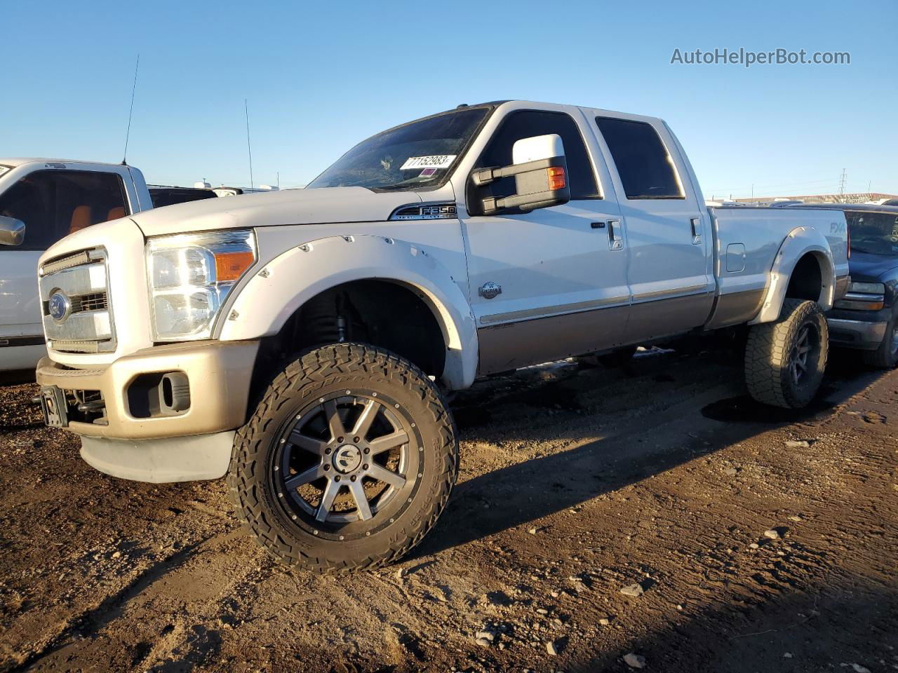 2014 Ford F350 Super Duty White vin: 1FT8W3BT6EEA72793