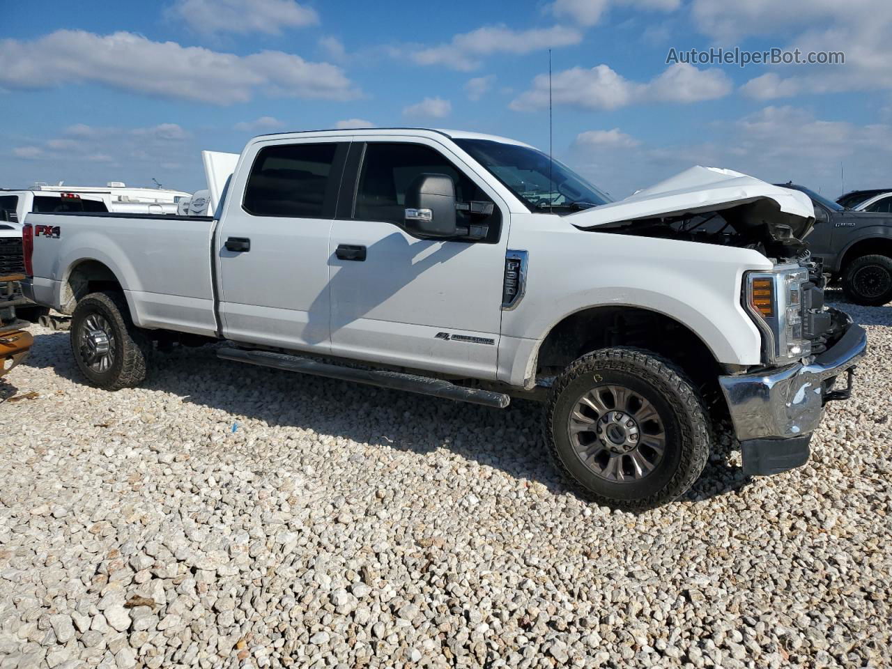 2019 Ford F350 Super Duty White vin: 1FT8W3BT6KEG38818