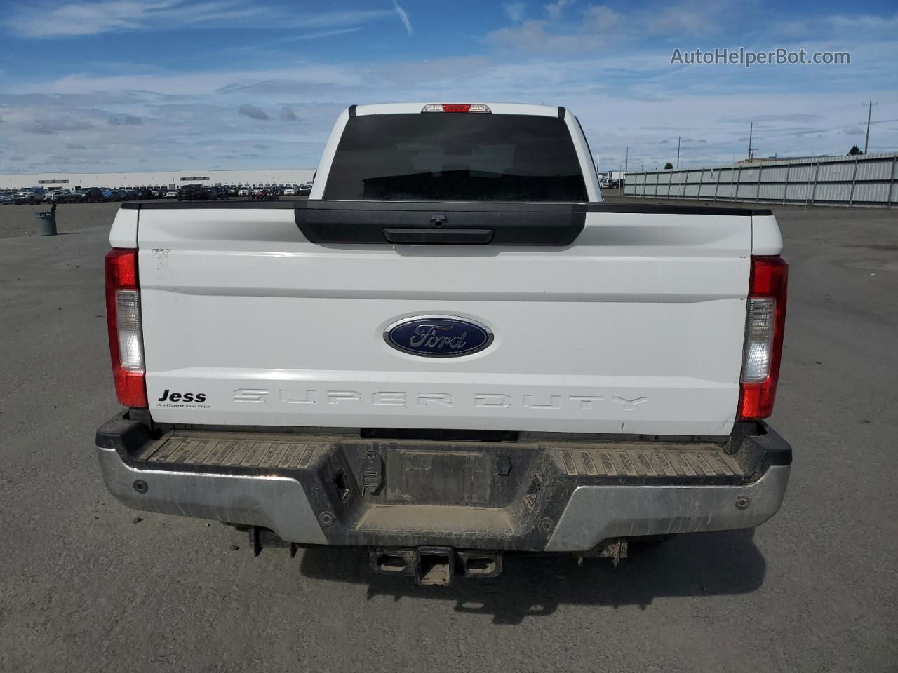 2017 Ford F350 Super Duty White vin: 1FT8W3BT7HEC45533