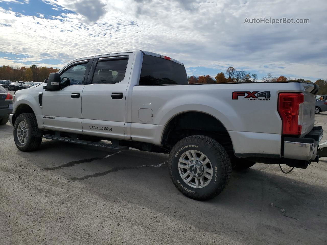 2019 Ford F350 Super Duty Серебряный vin: 1FT8W3BT7KEE09872