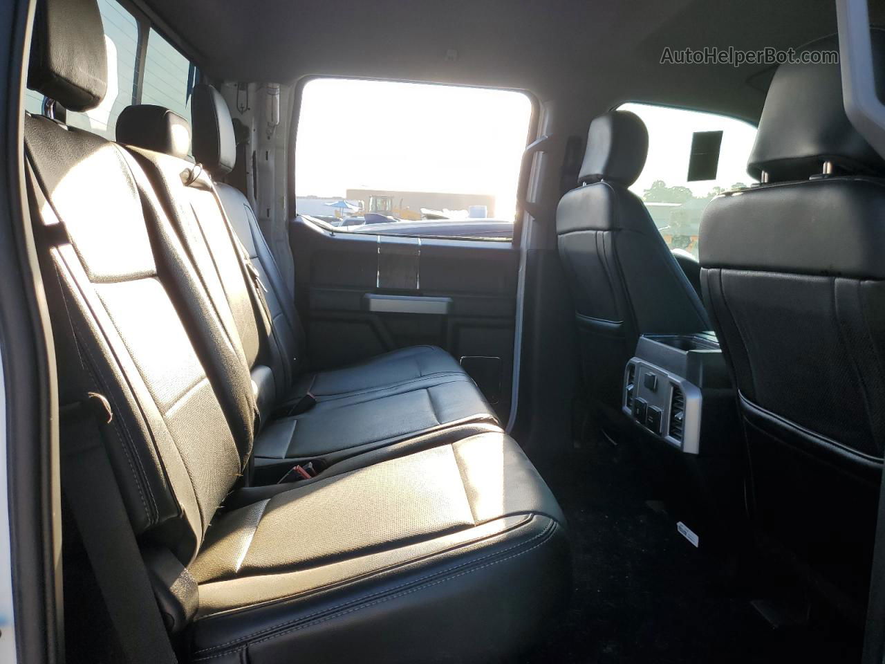 2019 Ford F350 Super Duty White vin: 1FT8W3BT7KEF00592